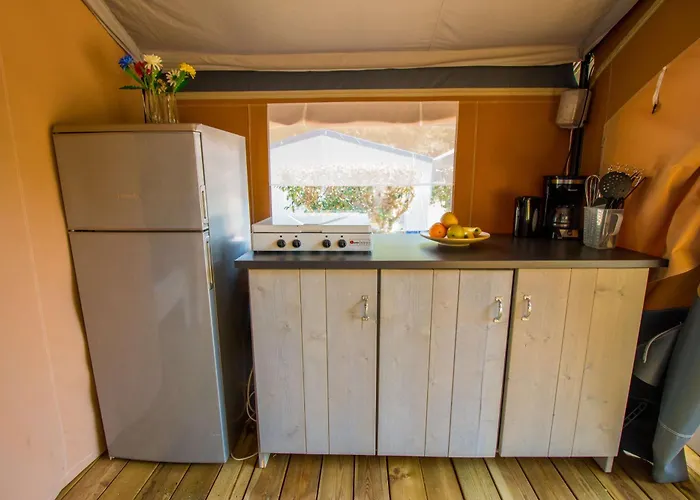 אתר קמפינג Baska *